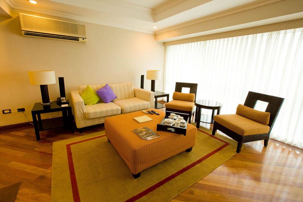 Fraser Place Manila Makati City Extérieur photo