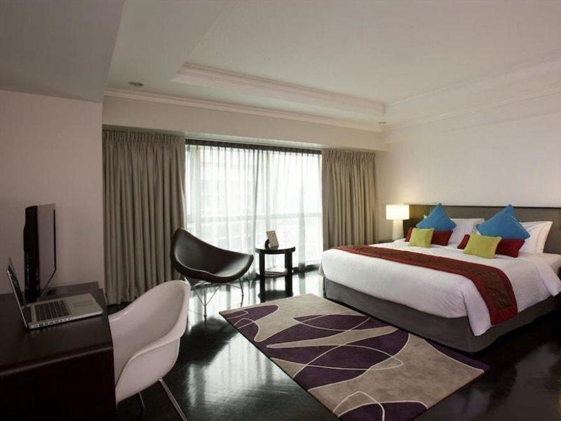 Fraser Place Manila Makati City Extérieur photo