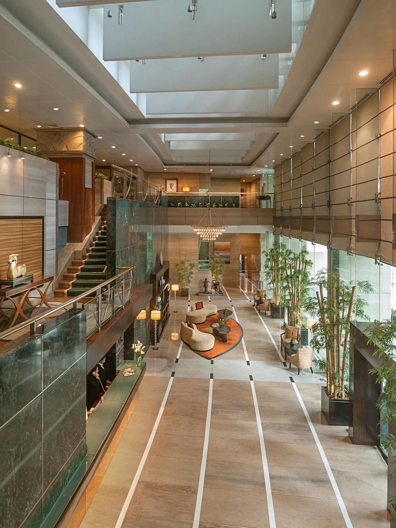 Fraser Place Manila Makati City Extérieur photo